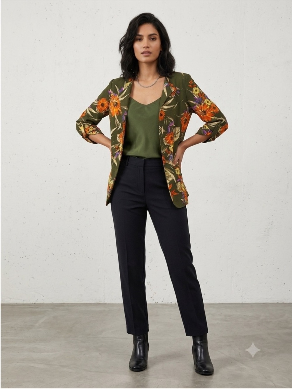 SOHO Apparel Floral Open Front
Blazer Roll Tab Sleeves Olive
Orange Size MINWOT